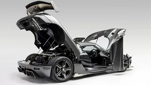 The World's Most Powerful Hypercars: A Deep Dive into High-Horsepower Engineering and Ultimate Speed - image 8