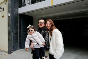 Wives of Vietnamese Rappers - Celebrity Glamour and High-Fashion Style - image 5