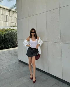 Global Style Icons: 3 Vietnamese Influencers Making Waves Abroad with Chic Fashion - image 27
