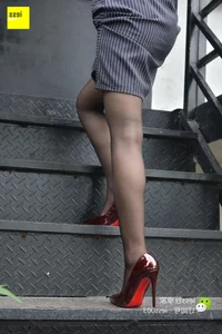 IESS 035: Mo Xuan's Elegant Attic Fashion Series - image 5