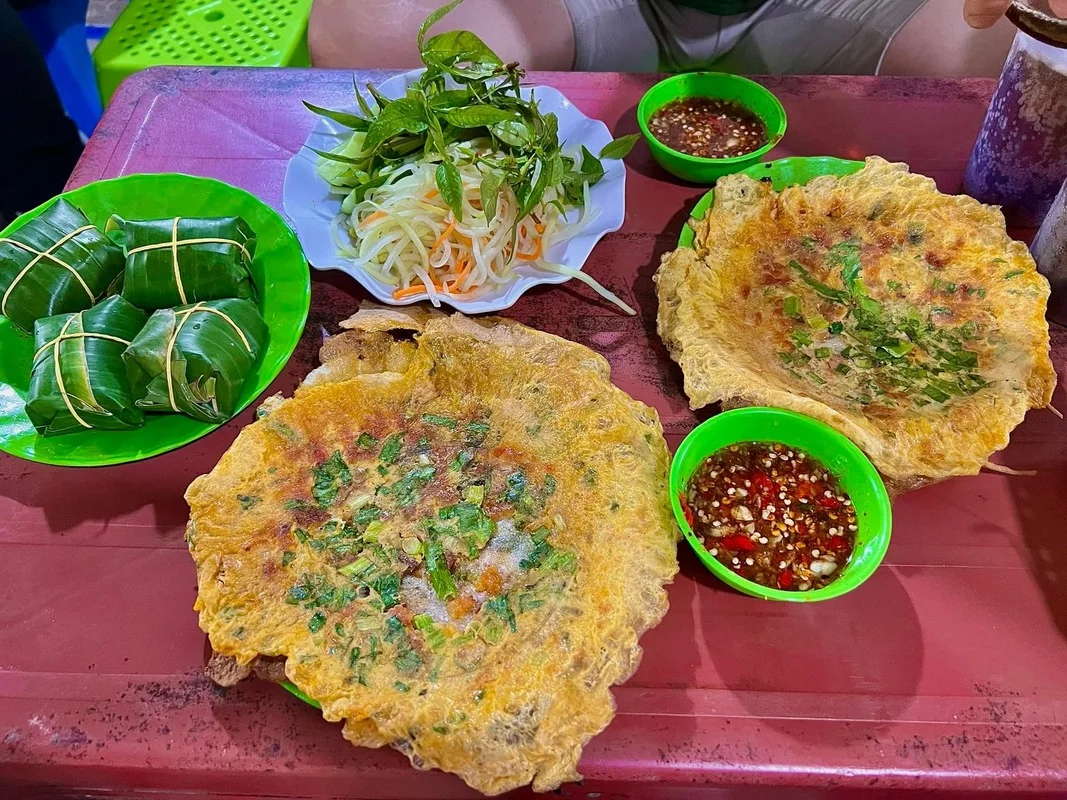 The Ultimate Hue Food Tour Guide: What to Eat in Vietnam's Imperial City