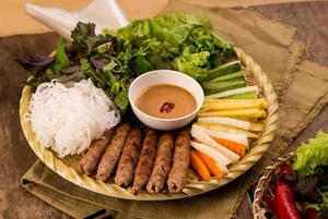 The Ultimate Hue Food Tour Guide: What to Eat in Vietnam's Imperial City - image 8