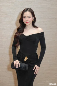 Celebrity Wedding Style: Nha Phuong and Midu Lead the Star-Studded Guest List at Anh Duc’s Wedding - image 3