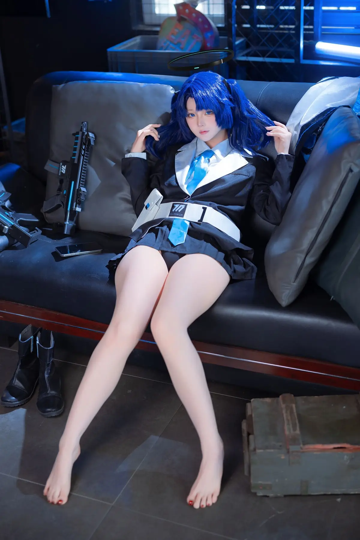 Coser Yu Yu Transforms into Blue Archive's Yuuka: Captivating Beauty in a Unique Photo Collection (45P)