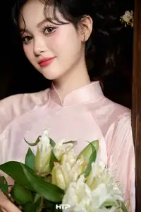 VGU No.194 Ao Dai: Timeless Vietnamese Elegance & Grace in Golden Hour 1000024567 - image 3
