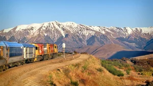 Vietnam's Reunification Express Named One of the Best Train Journeys for 2025 - image 5