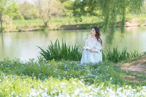 Elegant Visual Storytelling: YiTuYu Art Language Vol.6187 with Xing Xing Pao Fan - image 9