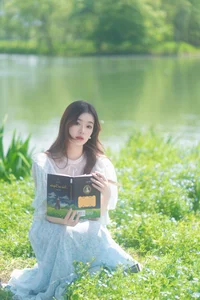 Elegant Visual Storytelling: YiTuYu Art Language Vol.6187 with Xing Xing Pao Fan - image 4