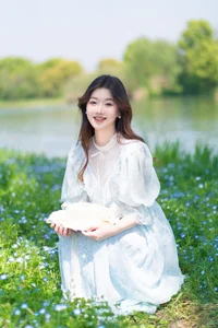 Elegant Visual Storytelling: YiTuYu Art Language Vol.6187 with Xing Xing Pao Fan - image 6