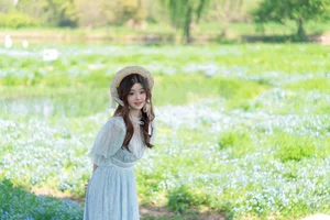 Elegant Visual Storytelling: YiTuYu Art Language Vol.6187 with Xing Xing Pao Fan - image 7