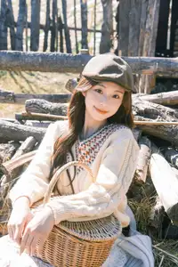 YiTuYu Vol.8531: A captivating glimpse of chickkii's sweet beauty and timeless vintage style - image 6
