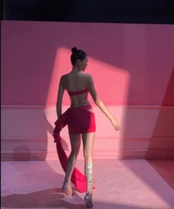 Ky Duyen Stuns with Breathtaking Curves and Elegant Fashion Photography - image 7