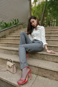 IESS Sixiangjia 833: Jia Ye June Goddess Special Collection Featuring Elegant Leg Fashion - image 76