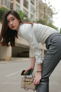 IESS Sixiangjia 833: Jia Ye June Goddess Special Collection Featuring Elegant Leg Fashion - image 65