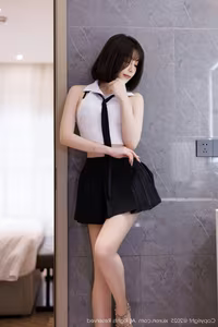 XiuRen No.10048: Discover the Alluring Charm of Xu Li Zhi Booty's Modern Style - image 21