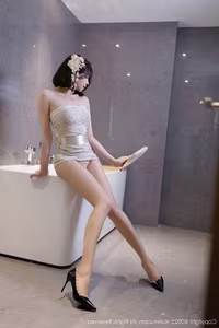 XiuRen No.10048: Discover the Alluring Charm of Xu Li Zhi Booty's Modern Style - image 22
