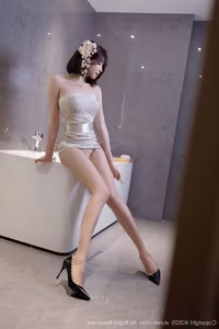 XiuRen No.10048: Discover the Alluring Charm of Xu Li Zhi Booty's Modern Style - image 19
