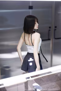 XiuRen No.10048: Discover the Alluring Charm of Xu Li Zhi Booty's Modern Style - image 16