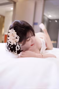 XiuRen No.10048: Discover the Alluring Charm of Xu Li Zhi Booty's Modern Style - image 18