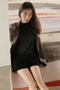 Urban Sophistication: IESS SXJ No.1946 Featuring Xiao Jiu in Blue - image 24