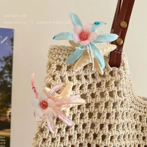 Trendy Beach Hair Clips: The Must-Have Summer Accessory for Young Fashion Enthusiasts - image 2