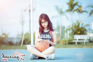 Thu Huong: The Vietnamese Hot Girl Mastering the Korean Idol Aesthetic - image 7