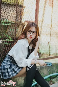 Thu Huong: The Vietnamese Hot Girl Mastering the Korean Idol Aesthetic - image 6