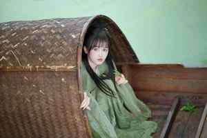 Contemporary Elegance: YiTuYu Art Language Vol.7347 Featuring Xiao Xiao Yu - image 36