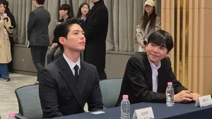 Stunning Real-Life Visuals of Popular Korean Actor Spark Viral Reactions Online - image 2