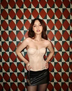 Exploring the Life of Influencer Mai Tay One Year After Marrying a Saigon Heir - image 9