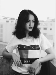Exploring the Life of Influencer Mai Tay One Year After Marrying a Saigon Heir - image 8