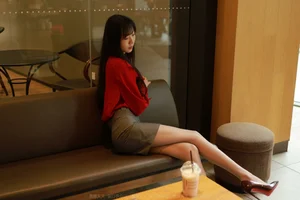 Office Elegance: Exploring the Beautiful Colleague Tuan Tuan Series - image 15