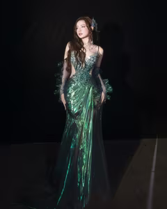 Chi Pu: What makes the Vietnamese beauty praised by Chinese media as 'most beautiful in Vietnam' so captivating? - image 2