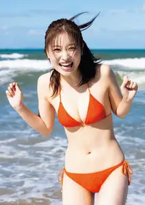 JP Chiyori Nakanishi's Radiant Charm in "Chiyori Biyori" 1st Photobook Part01: Captivating Urban Moments - image 16