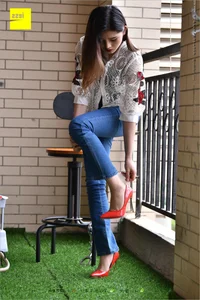 IESS 224: Guang Yan in Casual Jeans and Red Heels - image 66
