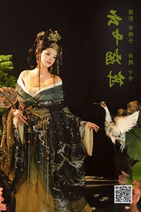 YiTuYu Art Language Vol.6699: Capturing the Playful Elegance of Xiao Xi Ya - image 14