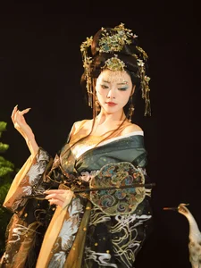 YiTuYu Art Language Vol.6699: Capturing the Playful Elegance of Xiao Xi Ya - image 20