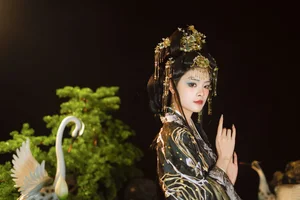 YiTuYu Art Language Vol.6699: Capturing the Playful Elegance of Xiao Xi Ya - image 1