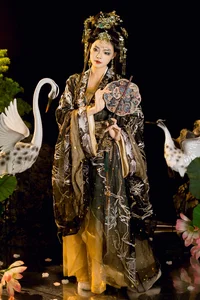 YiTuYu Art Language Vol.6699: Capturing the Playful Elegance of Xiao Xi Ya - image 0