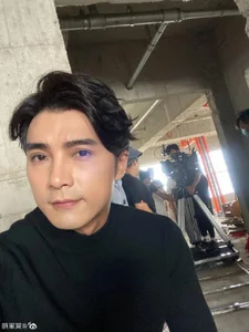 Mike He: The Ageless Prince of Taiwanese Dramas and His Iconic 20-Year Career - image 9