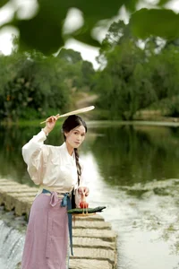 Sophisticated Visuals in Art Language Vol.4902 Featuring Chang Nian W - image 4
