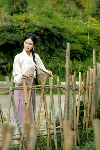 Sophisticated Visuals in Art Language Vol.4902 Featuring Chang Nian W - image 11