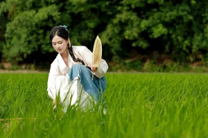 Sophisticated Visuals in Art Language Vol.4902 Featuring Chang Nian W - image 24