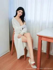 Elegant Glamour Fashion Portrait Series Featuring Lin Yue Xi Er: XiuRen No.10920 High-Resolution Aesthetic Collection - image 4