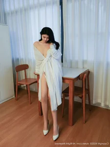 Elegant Glamour Fashion Portrait Series Featuring Lin Yue Xi Er: XiuRen No.10920 High-Resolution Aesthetic Collection - image 5