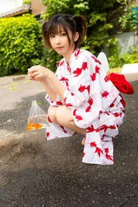 Enako Hiyori Photo Collection: Traditional Kimono and Japanese Aesthetics - image 0
