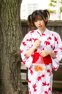 Enako Hiyori Photo Collection: Traditional Kimono and Japanese Aesthetics - image 9