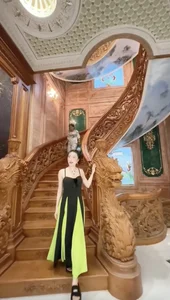 Inside Ngan Collagen’s 1,000sqm Luxury Mansion: A Masterpiece of Architecture and Opulence - image 1