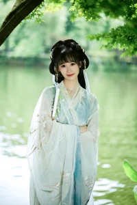 YiTuYu Art Language Vol.8072: A Cinematic Portrait Journey Featuring Chun Jiao - image 0