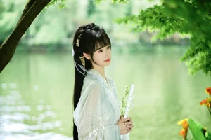 YiTuYu Art Language Vol.8072: A Cinematic Portrait Journey Featuring Chun Jiao - image 7